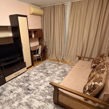 Сдается 2-х комнатная квартира, 49 м²