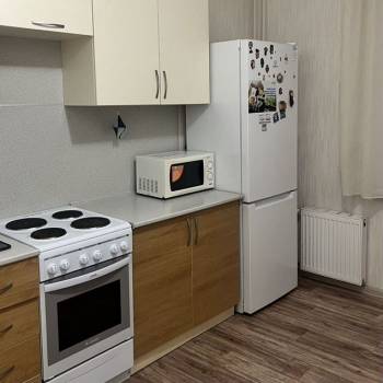 Сдается 1-комнатная квартира, 38 м²