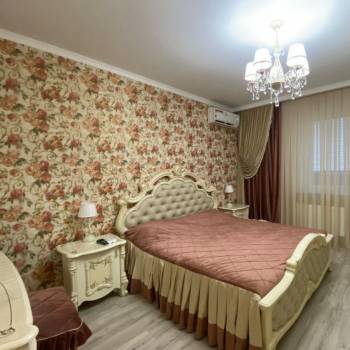 Сдается 2-х комнатная квартира, 78 м²