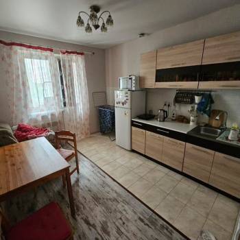 Сдается 1-комнатная квартира, 37,4 м²