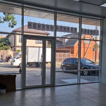 Сдается Торговое помещение, 82 м²