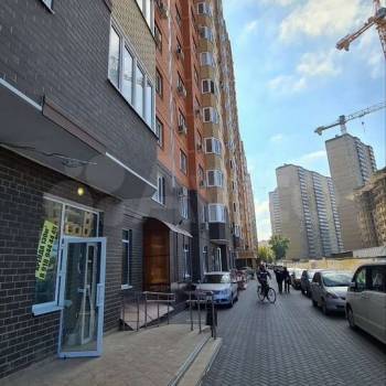 Сдается Нежилое помещение, 135 м²