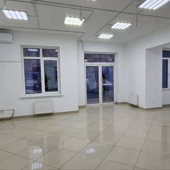 Сдается Нежилое помещение, 135 м²