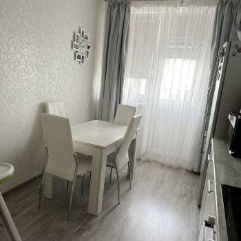 Продается 1-комнатная квартира, 40,2 м²