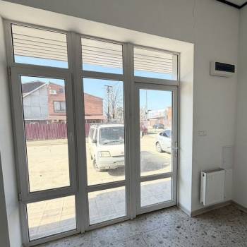 Сдается Торговое помещение, 18 м²