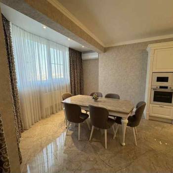 Продается 3-х комнатная квартира, 113 м²