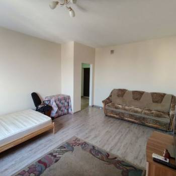 Продается 1-комнатная квартира, 43,3 м²