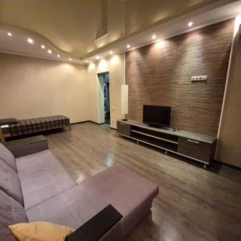 Сдается 1-комнатная квартира, 52 м²