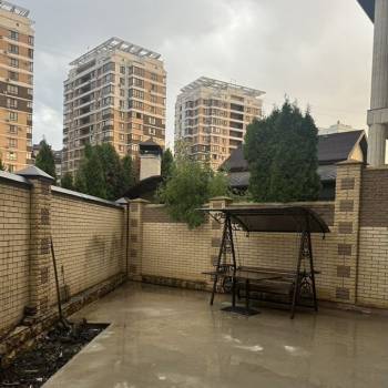 Сдается Дом, 300 м²