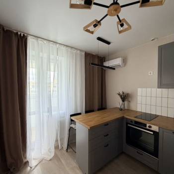 Продается 1-комнатная квартира, 33 м²