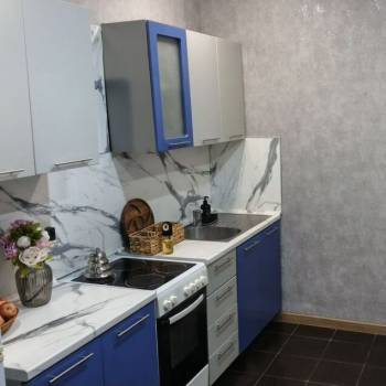 Продается 1-комнатная квартира, 42 м²