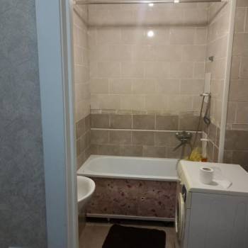 Сдается 1-комнатная квартира, 43 м²