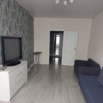 Сдается 1-комнатная квартира, 57 м²