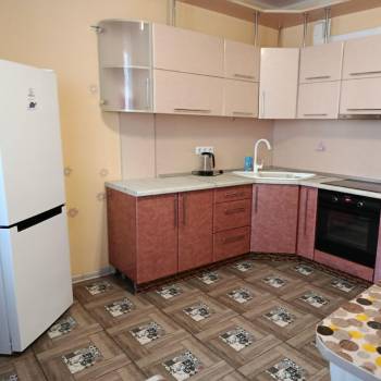 Сдается 2-х комнатная квартира, 65 м²