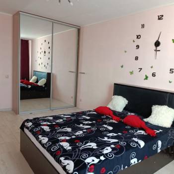 Сдается 2-х комнатная квартира, 65 м²