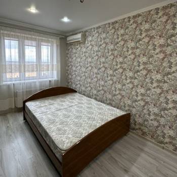 Сдается 1-комнатная квартира, 42,5 м²