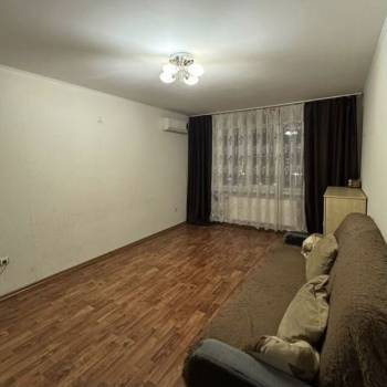 Сдается Многокомнатная квартира, 75 м²