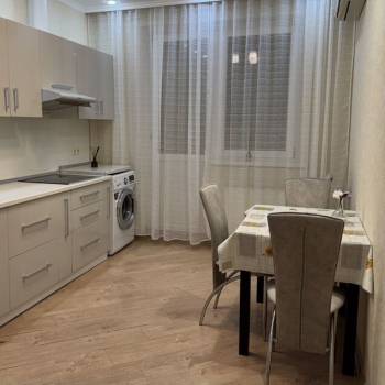Сдается 1-комнатная квартира, 43,4 м²
