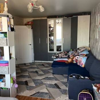 Продается 1-комнатная квартира, 46,4 м²