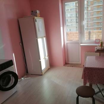 Сдается 1-комнатная квартира, 38 м²