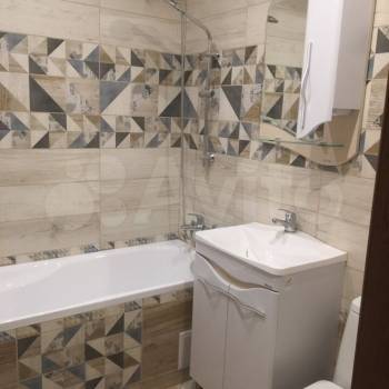 Сдается 1-комнатная квартира, 42 м²