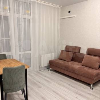 Сдается 1-комнатная квартира, 39 м²