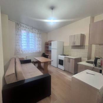 Продается 1-комнатная квартира, 37,5 м²
