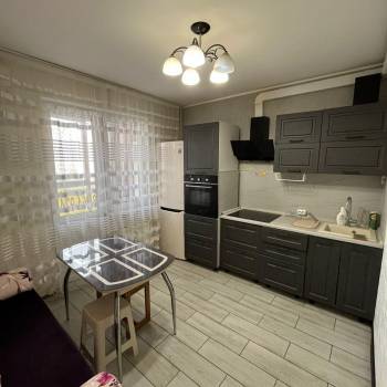 Продается 1-комнатная квартира, 39,3 м²