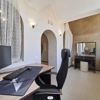 Продается Дом, 270 м²