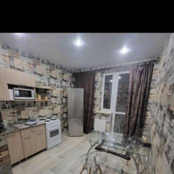 Сдается 1-комнатная квартира, 40 м²