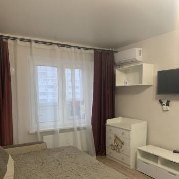 Сдается 1-комнатная квартира, 43 м²