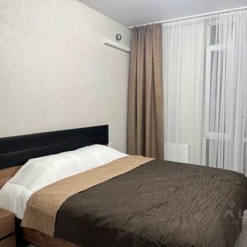 Сдается 1-комнатная квартира, 41 м²