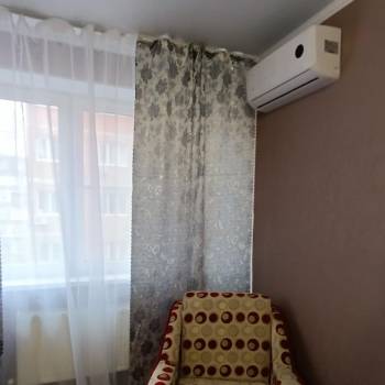 Сдается 1-комнатная квартира, 42 м²