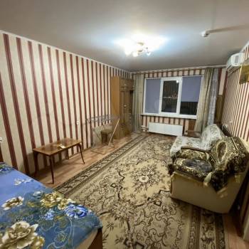 Сдается 1-комнатная квартира, 38 м²