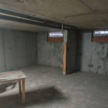 Продается Нежилое помещение, 290 м²