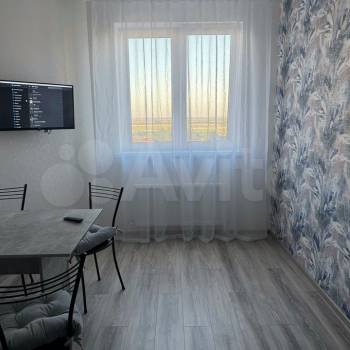 Сдается 1-комнатная квартира, 36,8 м²