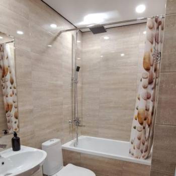 Сдается Многокомнатная квартира, 80 м²