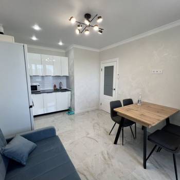 Сдается 1-комнатная квартира, 38 м²