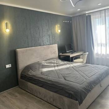 Сдается 1-комнатная квартира, 50 м²