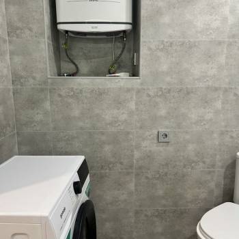 Сдается 1-комнатная квартира, 50 м²