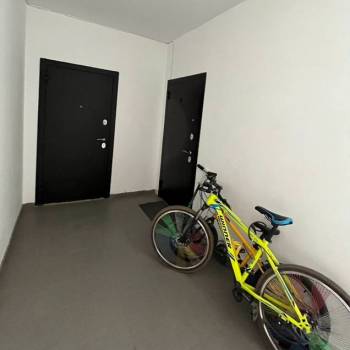 Продается 1-комнатная квартира, 43 м²