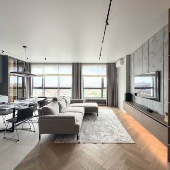 Сдается 2-х комнатная квартира, 90 м²