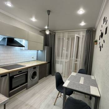 Сдается 1-комнатная квартира, 39 м²