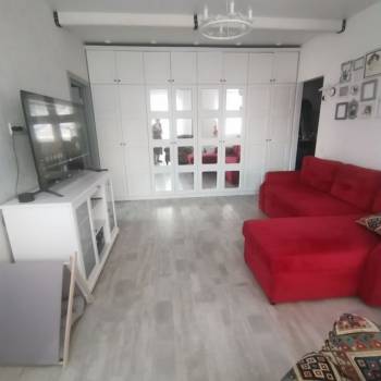 Продается 3-х комнатная квартира, 61,6 м²