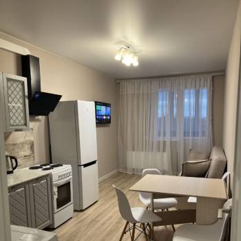 Сдается Многокомнатная квартира, 64 м²