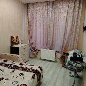 Продается 1-комнатная квартира, 32 м²