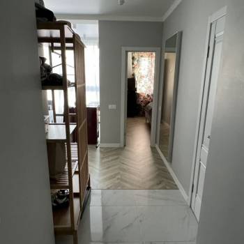 Продается 1-комнатная квартира, 40,7 м²