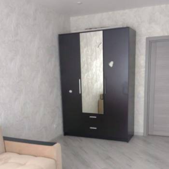 Продается 1-комнатная квартира, 41 м²