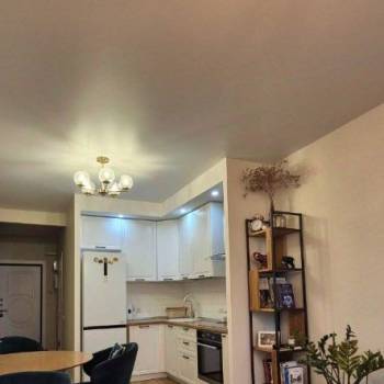 Продается 1-комнатная квартира, 47 м²