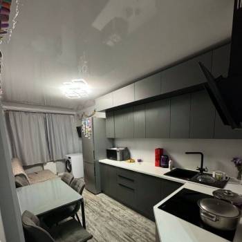 Продается 1-комнатная квартира, 40 м²